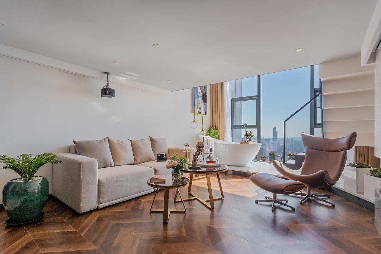 Kunming Hotel High Sky View Apartment Екстер'єр фото
