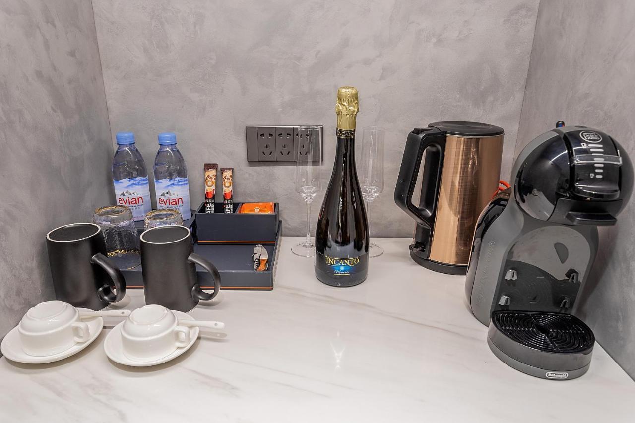 Kunming Hotel High Sky View Apartment Екстер'єр фото