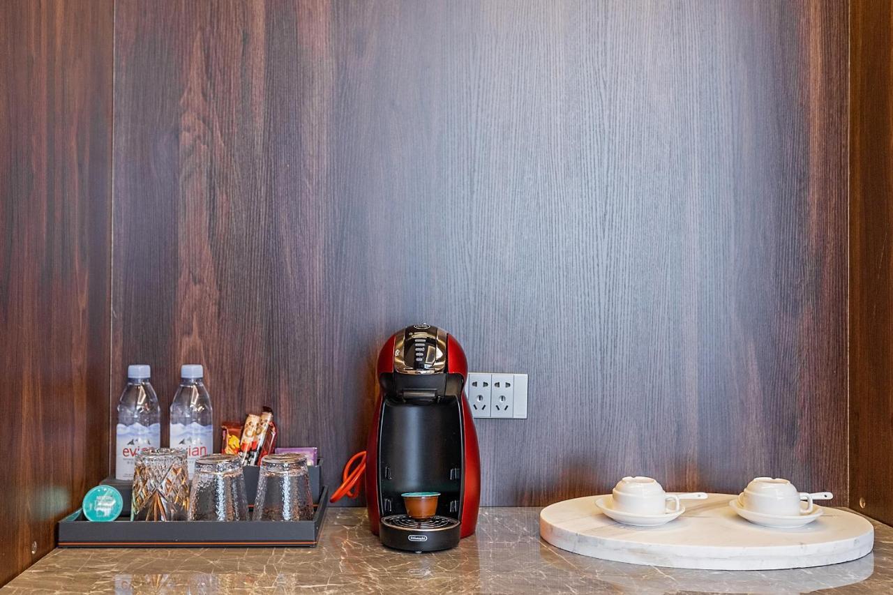 Kunming Hotel High Sky View Apartment Екстер'єр фото
